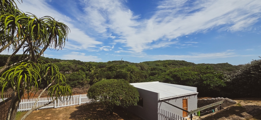 4 Bedroom Property for Sale in Boknesstrand Eastern Cape